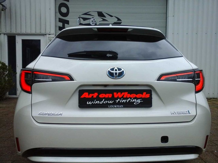 Nieuwe Toyota Carolla wagon ramen geblindeerd met raam folie