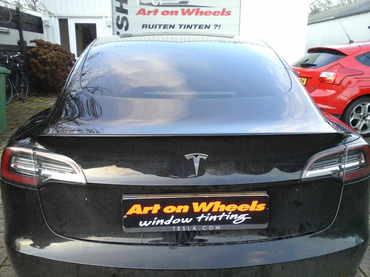 Tesla Model 3 met 4% bijtelling 2020 ramen blinderen