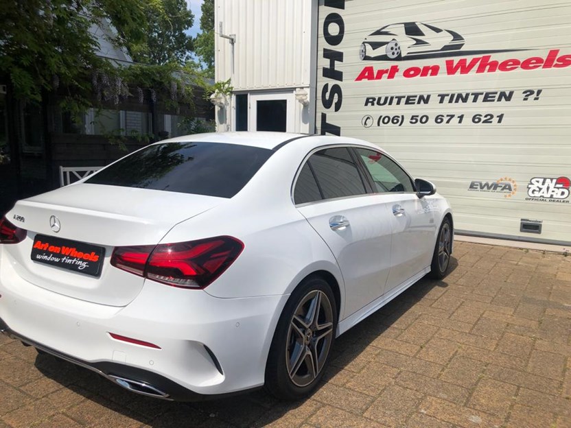 Mercedes Benz A-klasse AMG met geblindeerde autoruiten, Art on Wheels glasfoliespecialisten