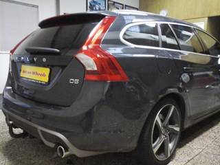 Volvo V60 getint met zonwerende glasfolie